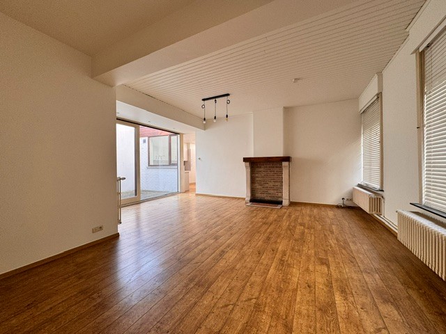 House for rent in Bruges with 4 bedrooms - photo 4