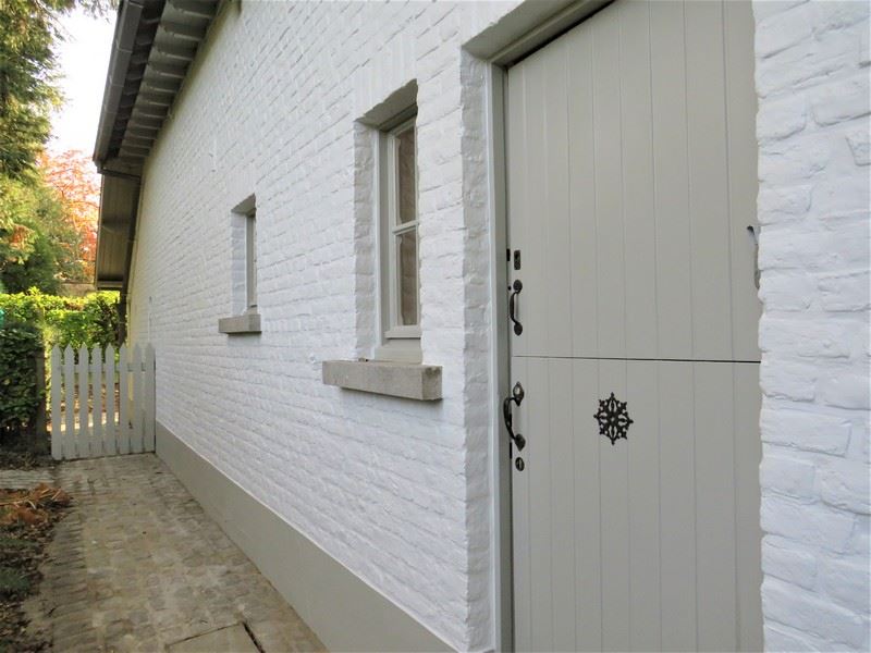 Villa avec jardin ensoleillé dans un quartier calme - photo 2