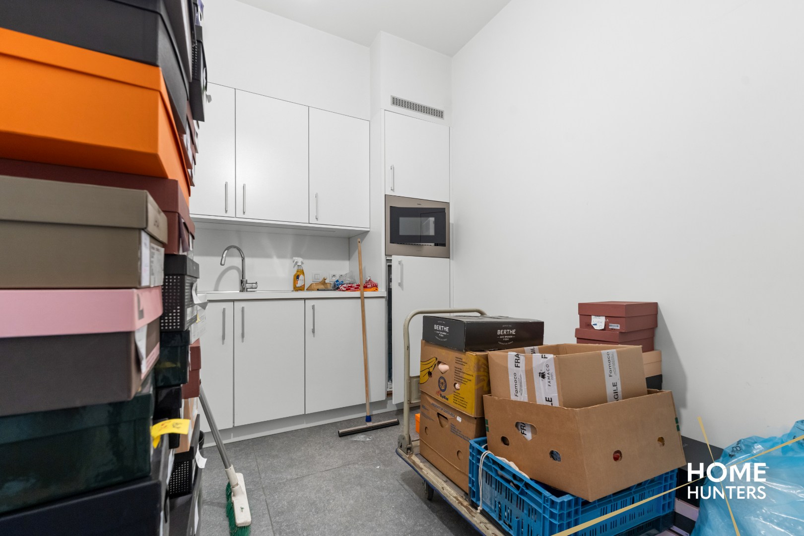 Ruime kantoorruimte 134 m² pal in het historische stadscentrum van Ieper - foto 5