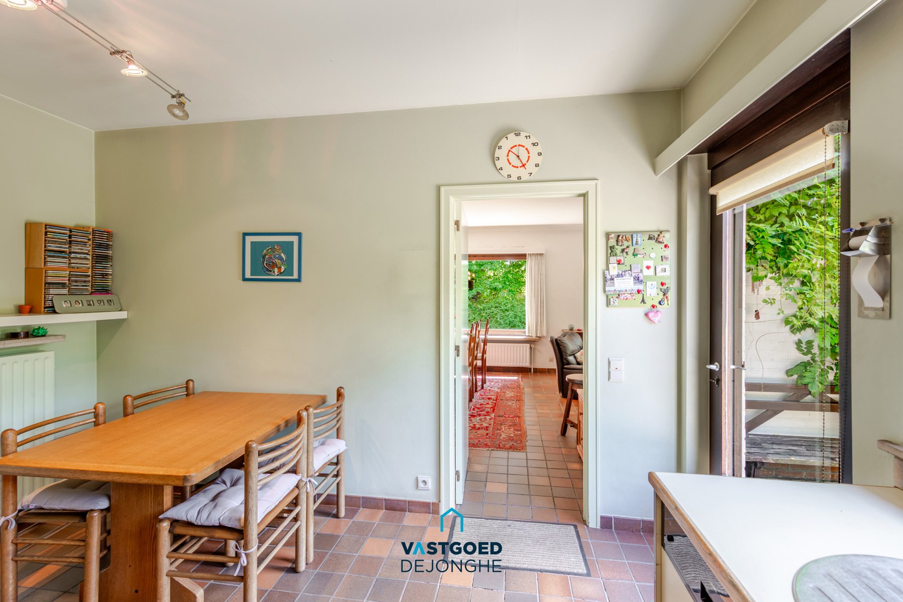 Zeer ruime open bebouwing omgeven door groen nabij het centrum van Deurle - foto 5