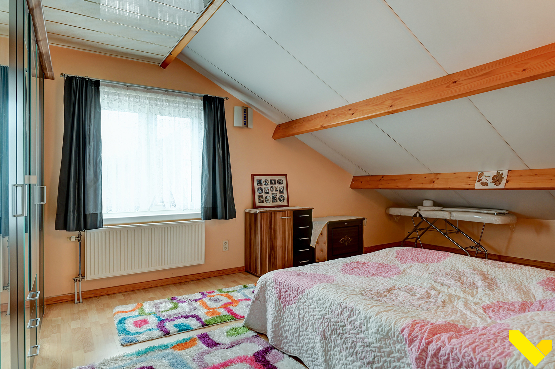Eengezinswoning met 4 slaapkamers en tal van mogelijkheden - foto 4