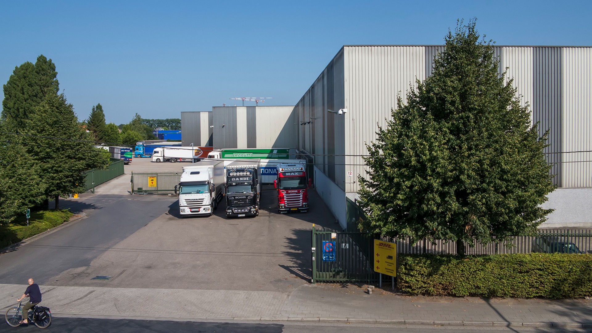 Logistiek gebouw uitgerust als farmaceutisch magazijn - foto 4