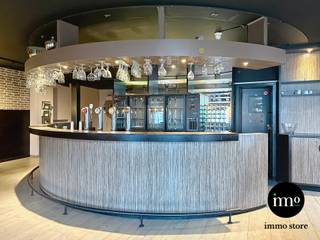 Overijse : IMMO-STORE stelt u deze COMMERCIEEL GOEDGELEGEN BRASSERIE met TERRAS en WOONGELEGENHEID voor langsheen een vrij drukke weg...