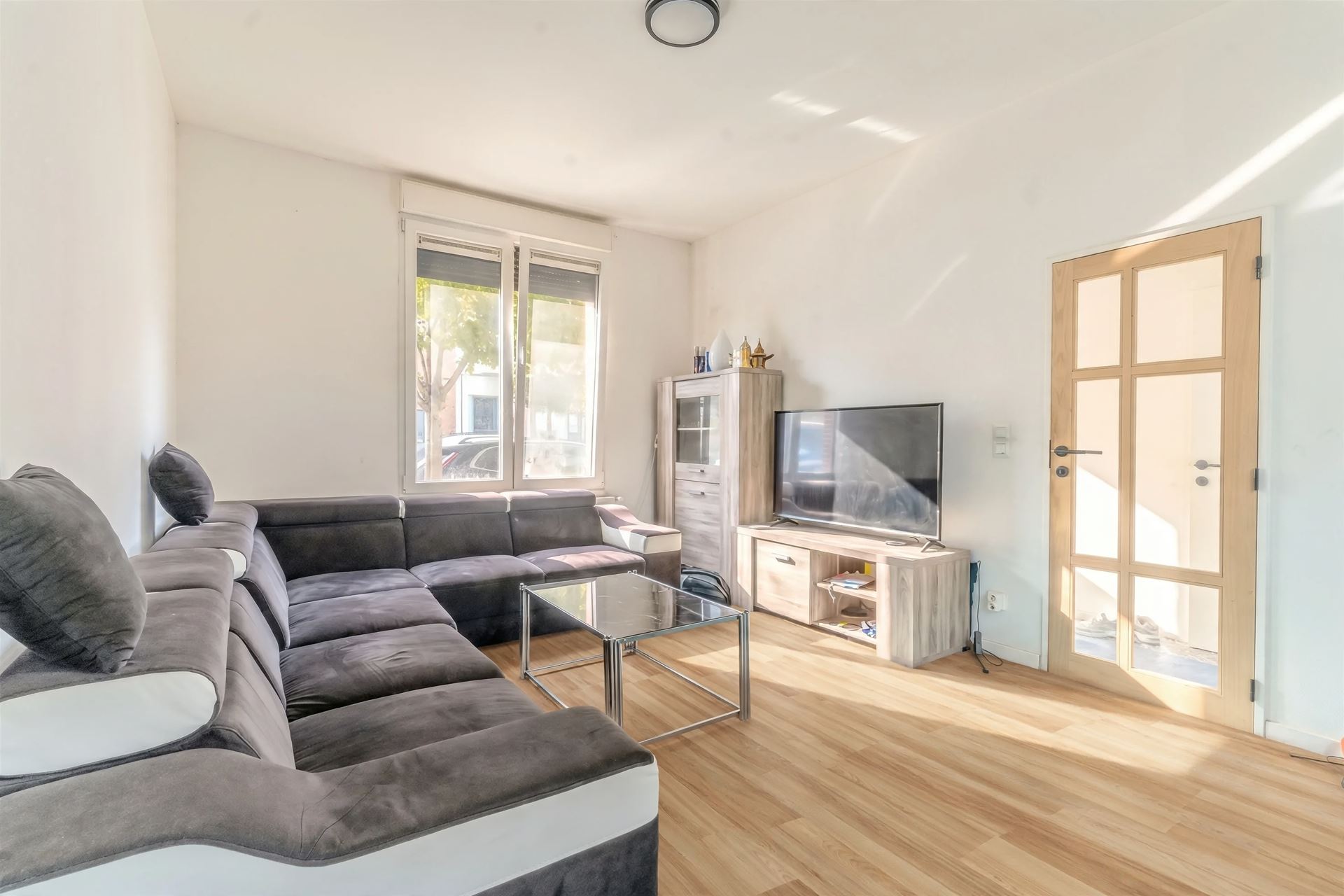 Volledig gerenoveerde woning in de wijk 't Valaar - foto 4