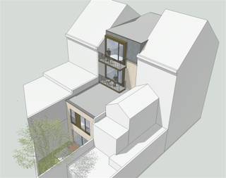 <p><span>VERGUND RENOVATIEPROJECT MET 3 WOONEENHEDEN IN ANTWERPEN</span></p><p><span>Interessante investeringsopportuniteit in de Lange Beeldekensstraat 10 te Antwerpen. Het pand werd reeds volledig gestript en beschikt over een bekomen omgevingsvergunning voor de transformatie naar een meergezinswoning met 3 wooneenheden.</span></p><p><span>Vergunde indeling:</span></p><ul><li><span>Kelder met afvallokaal (4 m²), privatieve bergingen, meterlokalen en nieuwe keldertrap. </span></li><li><span>Ruime duplexwoning met 3 slaapkamers, netto vloeroppervlakte van ca. 125 m² en een tuin van ca. 30 m². </span></li><li><span>Studio op de 2de verdieping van ca. 35 m² met terras van 4 m². </span></li><li><span>Studio op de 3de verdieping van ca. 35 m² met terras van 4 m². </span></li></ul><p><span>De vergunning omvat onder meer de sloop en heropbouw van de achterbouw, een nieuwe mansarde, vernieuwde voorgevel en de installatie van warmtepompen.</span></p><p><span>Troeven:</span><span><br />Vergund project onmiddellijk uitvoerbaar<br />Pand volledig gestript<br />Rustige, vernieuwde straat nabij het De Coninckplein<br />Op wandelafstand van Centraal Station en de ZOO<br />Uitstekende verhuur- en investeringsmogelijkheden</span></p><p><span>Een unieke kans voor investeerders of ontwikkelaars die op zoek zijn naar een project met beperkte vergunningsrisico's en een uitstekende ligging.</span></p><p><span>Interesse in dit pand? Neem contact op via 036466655 of info@sinjoor.be</span></p>