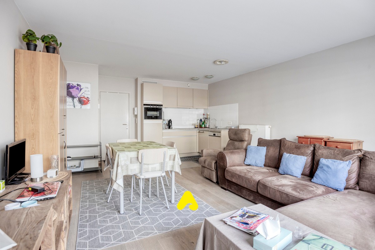 Volledig instapklaar appartement met 2 slaapkamers en dit op 100m de Zeedijk - foto 5