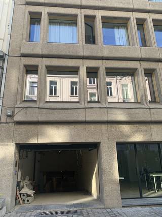 Ben je het beu om te zoeken naar een parkeerplaats in het drukke centrum van Brussel? Graag jouw eigen parking in het centrum van Brussel? Dit is...
