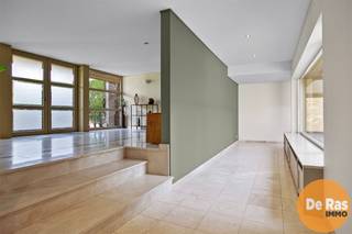 BEZOEKDAG ZONDAG 24/08 VAN 9U TOT 12U (enkel op afspraak!)WETTEREN - Deze riante villa met een oppervlakte van ca. 555 m² geniet een uitstekende...