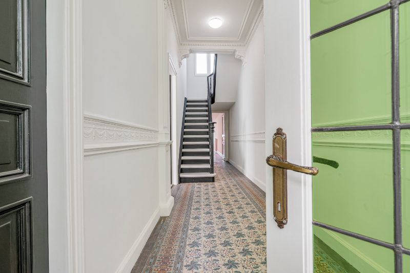 PRACHTIG GERENOVEERDE HERENWONING MET ZUIDERSE TUIN - photo 2