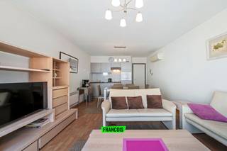 Gelegen in het centrum van Oostende, treffen we dit volledig instapklaar appartement aan. Op wandelafstand heeft u alle nodige faciliteiten,...