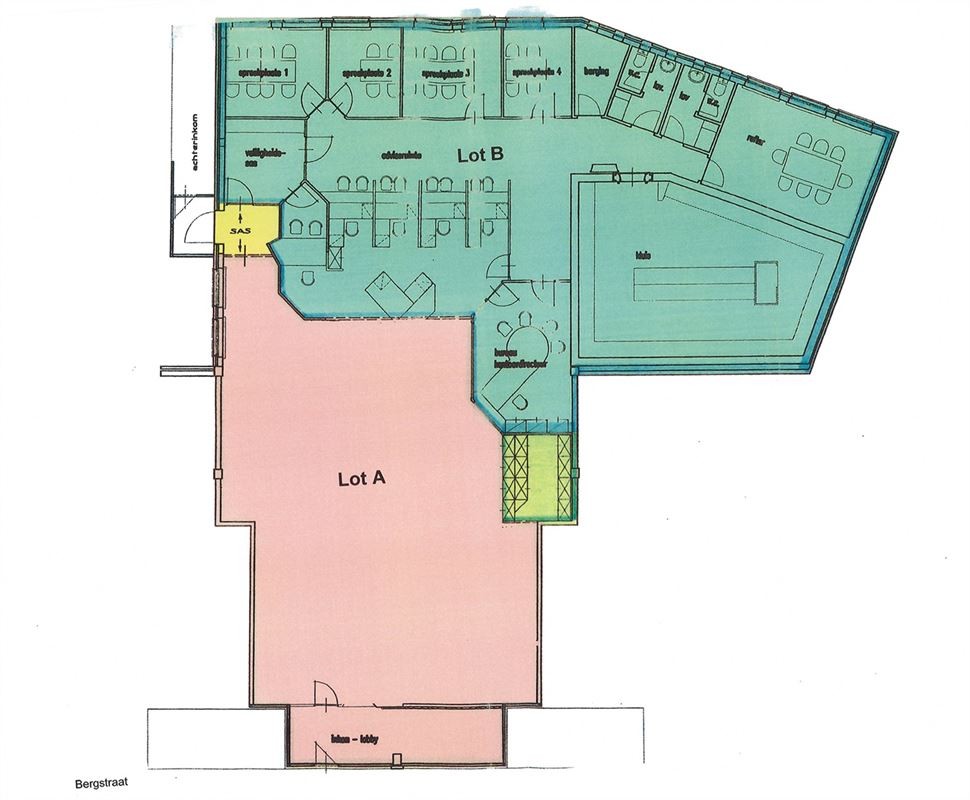 HANDELSGELIJKVLOERS MET PARKING - foto 4