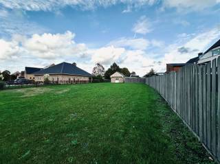 Terrain à vendre à Tamise