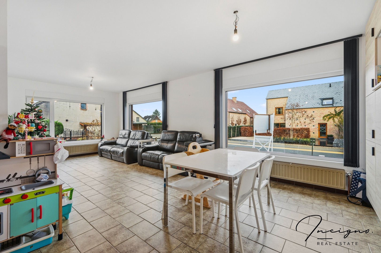 Ruime woning met 6 slaapkamers in hartje Tielt-Winge - foto 4