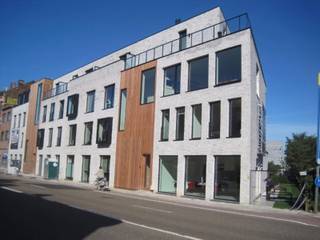Furnished room with private bathroom, located just outside the Leuven ring road on the second floor at the rear of the new residential building...