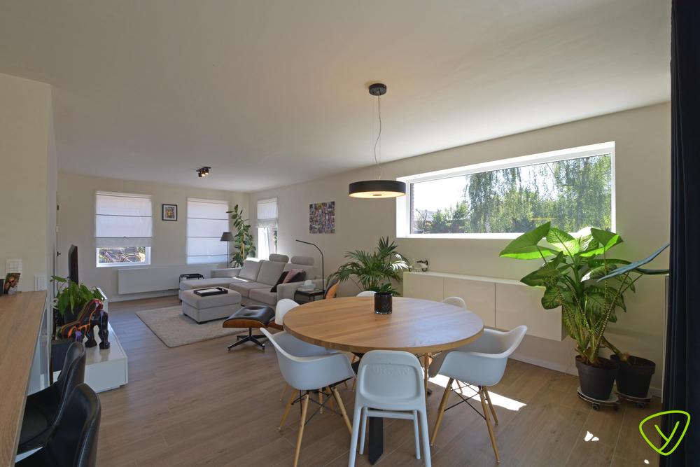 Prachtig afgewerkte woning te huur op een rustige locatie net buiten het centrum van Eeklo - foto 5