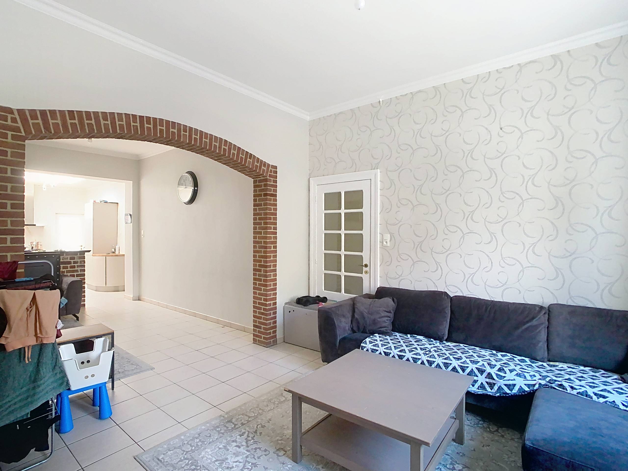 Ruime woning met 4 slaapkamers en tuin te huur - foto 5