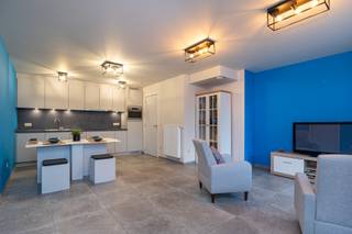 Uitstekend gelegen gelijkvloers appartement met 1 slaapkamer en carport (62m²) Dit betreft een recent gelijkvloers appartement, gelegen op...