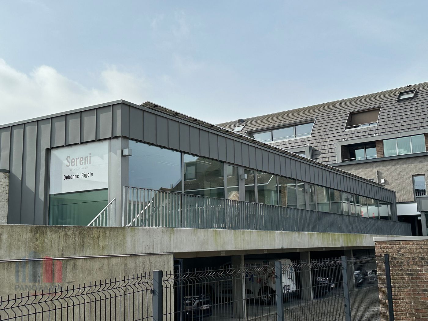 156 m² instapklaar kantoor langs de bedrijvige Meensesteenweg - photo 1