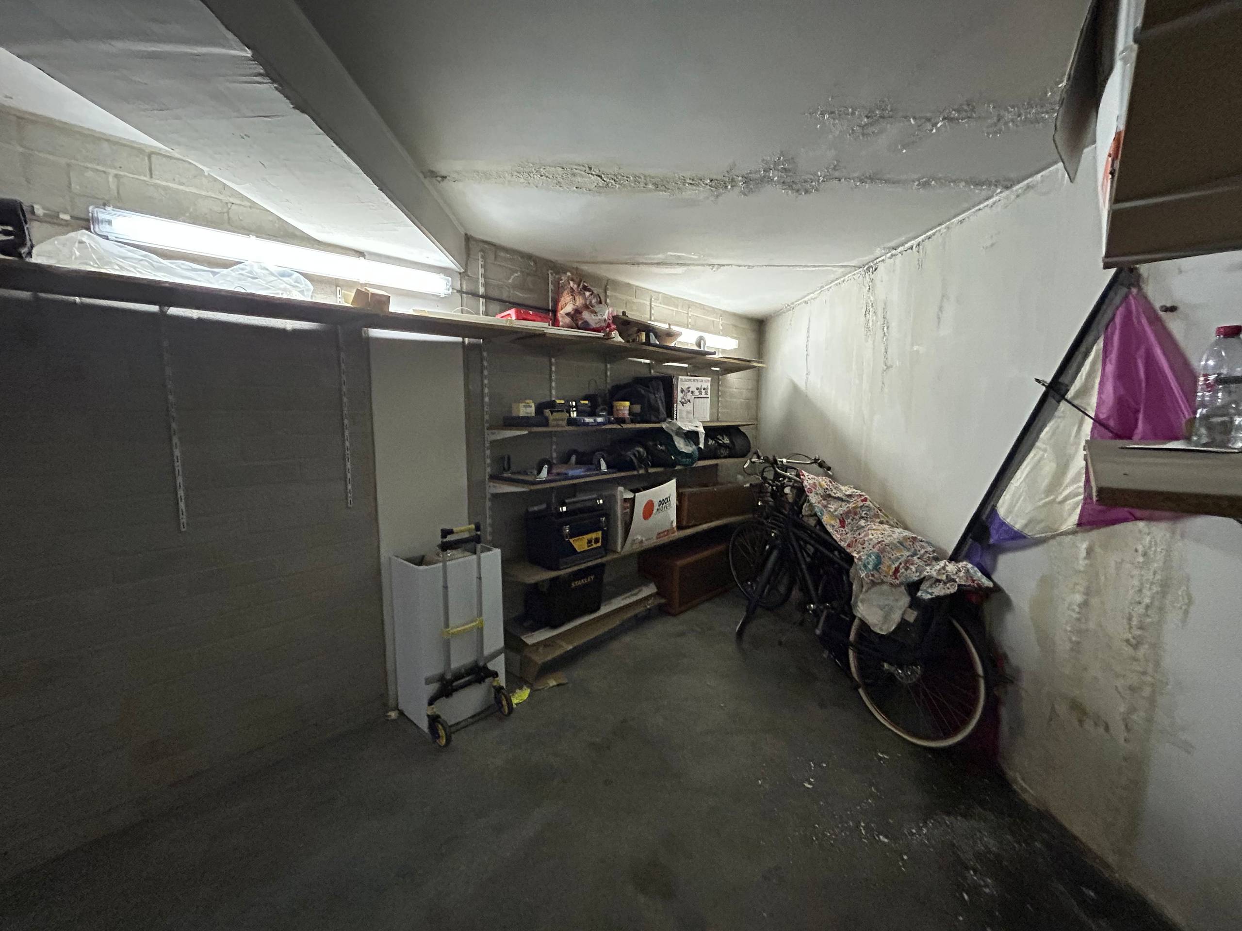 Afgesloten garagebox vlakbij centrum Blankenberge - foto 5