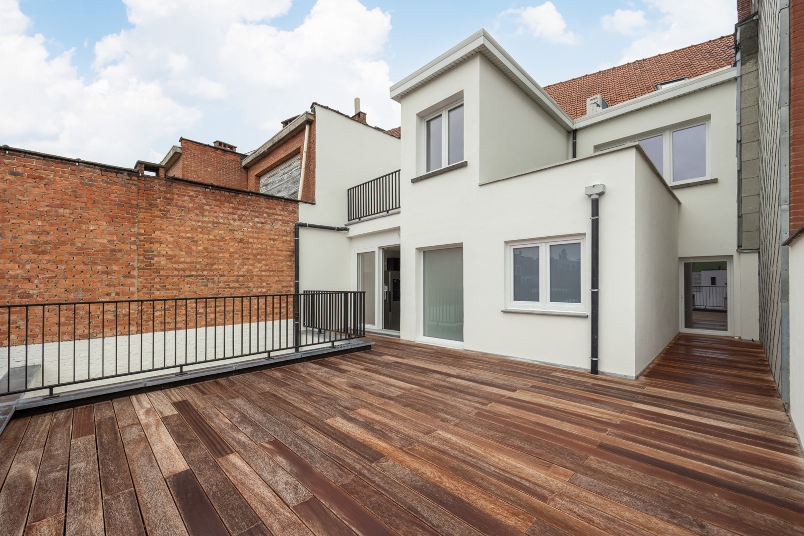 APPARTEMENT + TERRAS +/- 44m² - foto 1