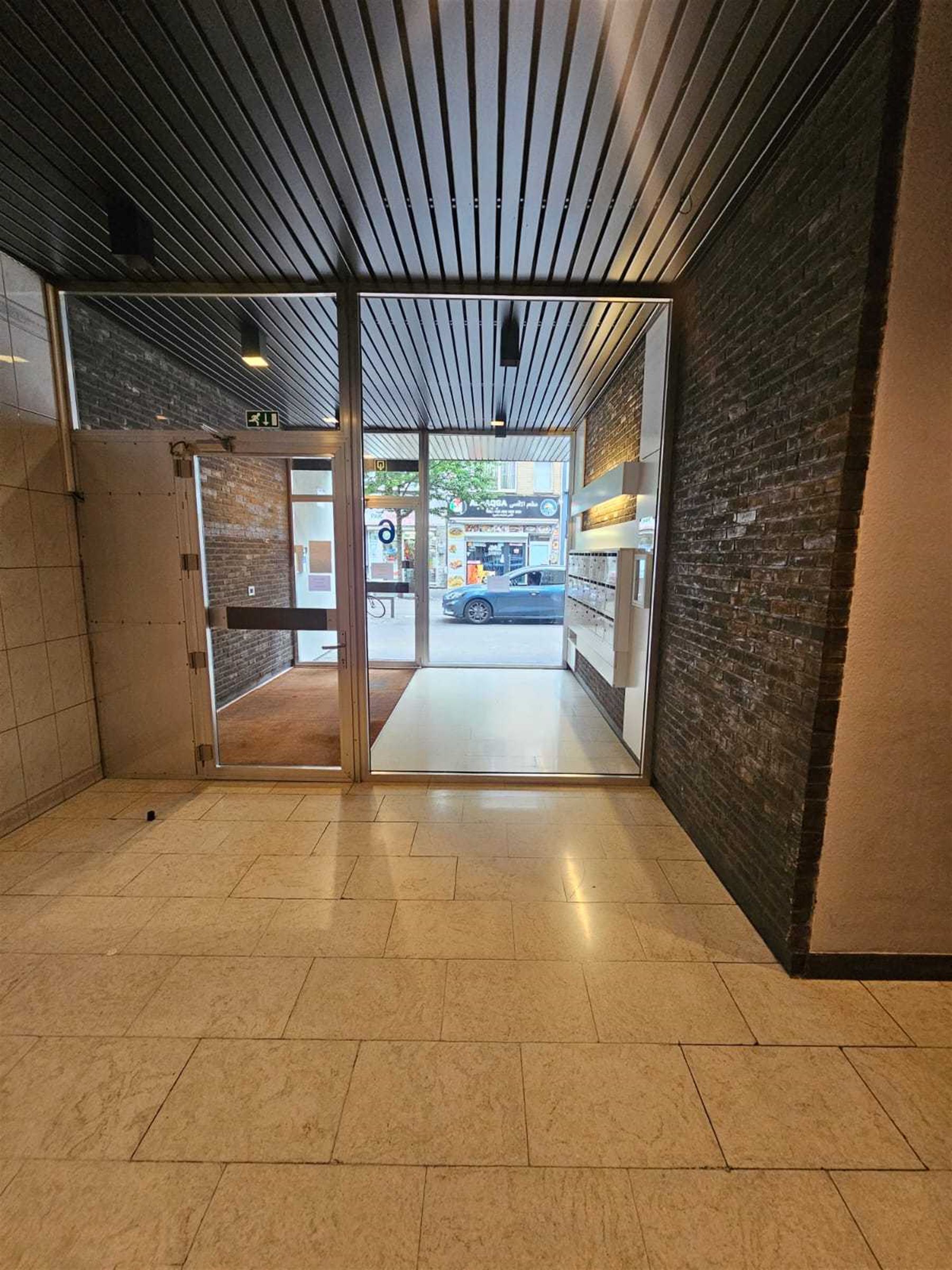 Apartment for sale in Antwerp with 1 bedroom - photo 2