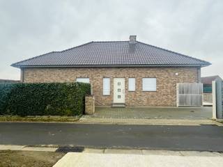 Op zoek naar exclusief wonen op een toplocatie in Hasselt-Melbeekstraat? In de Melbeekstraat met zicht op de welbekende Mombeekdreef, zonder...