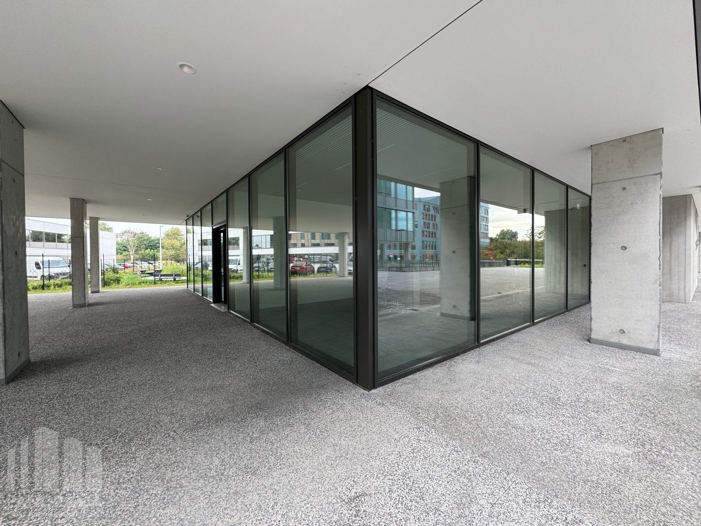 1.000 m² duurzame kantoren aan The Loop vlakbij knooppunt E40/E17 - photo 4