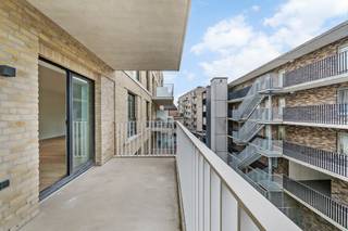 Modern nieuwbouwappartement te koop in Roeselare met gunstige oriëntatie (6% btw mogelijk)Ontdek dit prachtig nieuwbouwappartement, gelegen in het...