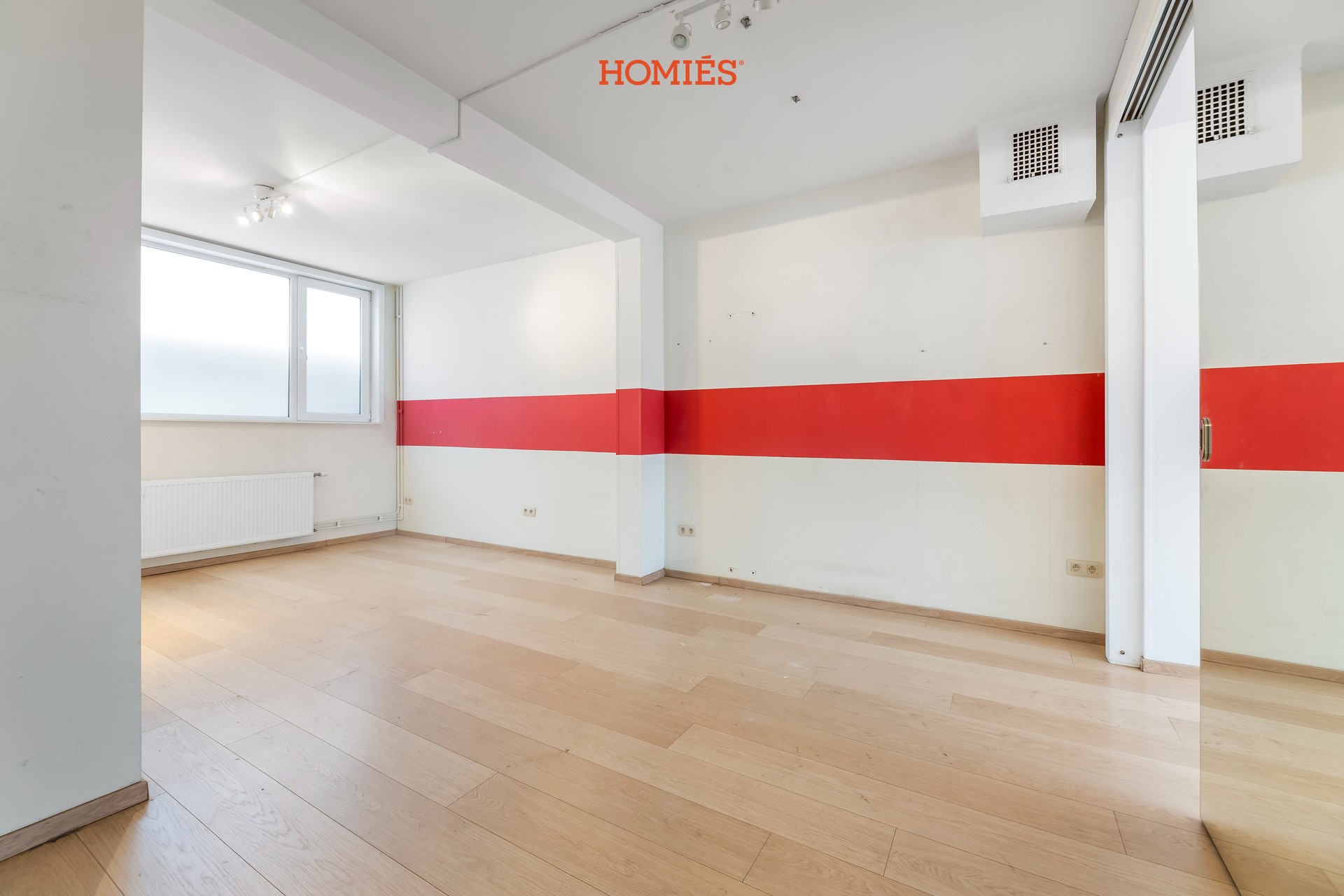 Polyvalente handelsruimte op strategische locatie - foto 3