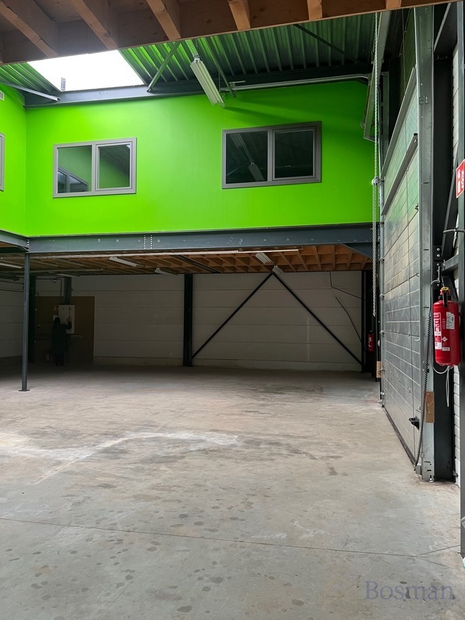 Magazijn (232m²) met appartement te huur in Winkelomheide (Geel) - foto 3