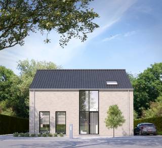 Modern, hedendaagse gezinswoning met 3 slaapkamers in Bilzen-Hoeselt<br />Op deze mooie bouwlocatie wordt een stijlvolle en functionele gezinswoning voorgesteld, ontworpen met aandacht voor ruimte, licht en hedendaags wooncomfort.<br />De woning verwelkomt je met een aangename inkomhal met gastentoilet en leidt vervolgens naar de ruime leefruimte. De open keuken, eetruimte en zithoek vormen samen een mooi en uitnodigend geheel, waar het dagelijkse gezinsleven centraal staat. Dankzij de open indeling geniet je van een aangenaam gevoel van ruimte en een optimale verbinding tussen de verschillende leefruimtes.<br />Een mooie extra is de vide ter hoogte van de inkomhal. Deze zorgt voor extra ruimtelijkheid en geeft het binnenkomen in de woning een eigentijds en luchtig karakter, zonder afbreuk te doen aan de praktische indeling van de woning.<br />Daarnaast beschikt het gelijkvloers over een praktische berging, die zorgt voor de nodige opbergruimte en extra comfort in het dagelijkse leven.<br />Op de eerste verdieping bevinden zich drie volwaardige slaapkamers, een badkamer en een centrale overloop. De kamers bieden voldoende ruimte voor een gezin en kunnen naar eigen wens worden ingericht als slaap-, kinder-, hobby- of bureauruimte.<br />Een comfortabele en hedendaagse gezinswoning met een doordachte indeling, aangename leefruimtes en mooie architecturale accenten.<br />Het voorgestelde ontwerp vormt de basis voor dit project. De toekomstige bouwheer krijgt de mogelijkheid om, in overleg, bepaalde keuzes en elementen verder af te stemmen op de eigen wensen en levensstijl.<br />Dit project realiseren wij in samenwerking met Matsimmo. Bel bouwadviseur Benjamin voor meer info via 011/450 280<br /><br />SLEUTEL-OP-DE-DEUR WAT HOUDT DAT JUIST IN?<br />Ruwbouw winddicht<br />Sanitaire leidingen (inclusief hergebruik van regenwater)<br />Elektriciteit<br />Verwarming via warmtepomp met vloerverwarming<br />Pleisterwerken<br />Isolatiewerken en chape<br />EPB berekening<br />Ventilatiesysteem D+ <br />Keuken<br />Sanitaire toestellen<br />Tegelvloeren op het gelijkvloers en in de badkamer<br />Binnendeuren in grondlaag<br />Trap in hout<br />Voegwerken<br />Zonnepanelen<br />Kostprijs architect en veiligheidscoördinatie inclusief<br /><br />Prijs SLEUTEL-OP-DE-DEUR:<br />€493.000 excl. alle kosten op grond en constructie<br />€ 583.595 incl. alle kosten op grond en constructie