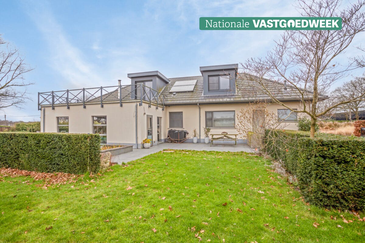 Ruime moderne woning met groot magazijn te koop in Essen. - foto 1