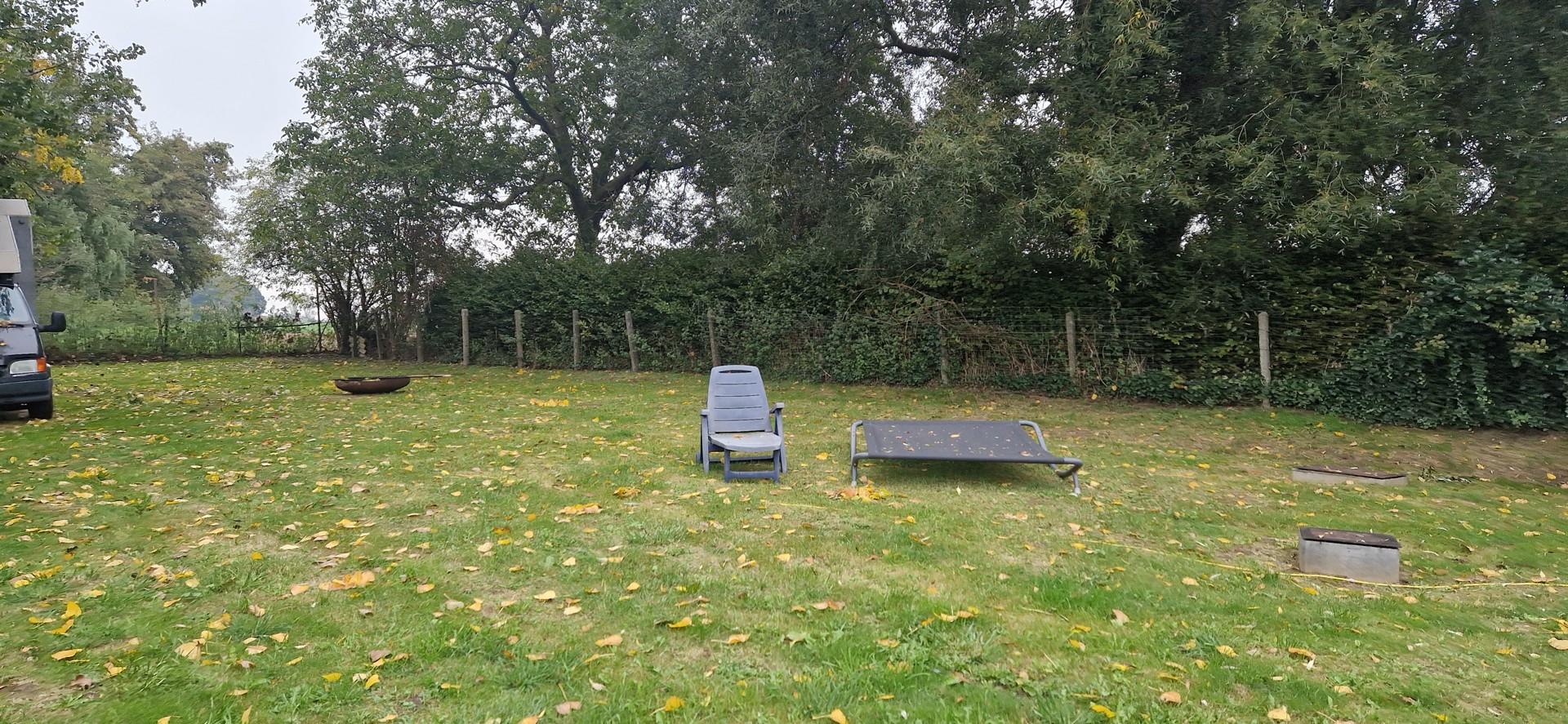 Prachtig gerenoveerde en rustig gelegen EENGEZINSWONING (2024), bewoonbaar: 192m², met mooie leefruimten, 3 slaapkamers, garage 2 wagens en grote tuin op 14 are 54 ca. - foto 4