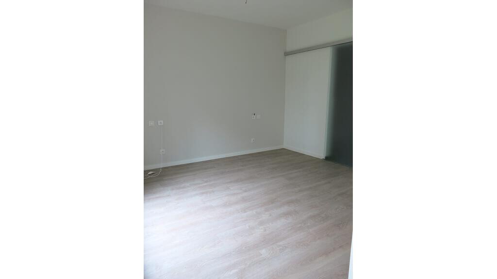 Instapklare Assistentiewoning met TERRAS te huur in Brugge - photo 5