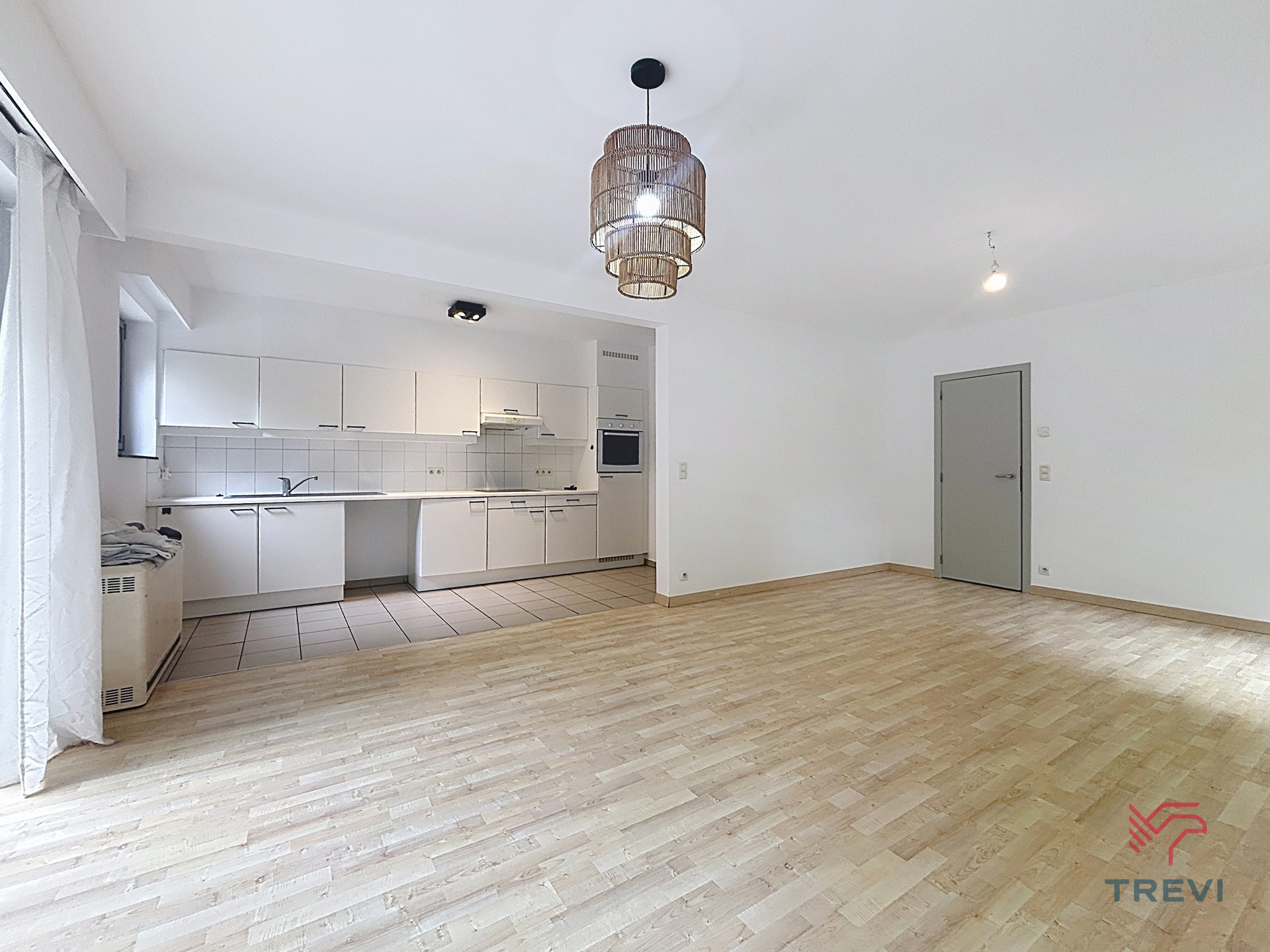 Mooi appartement met 2 slaapkamers + parkeerplaats - foto 3