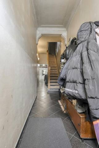 Ben jij op zoek naar een groot familiehuis te koop met heel wat potentieel en ruimte in het centrum van Deurne? Dan is dit huis wat u zoekt. Met...