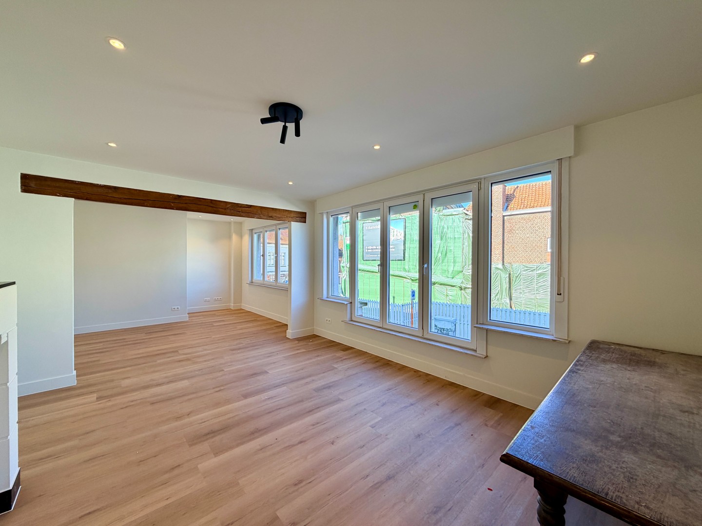 Gerenoveerd duplexappartement met 3 slaapkamers in centrum Tielt! - foto 2