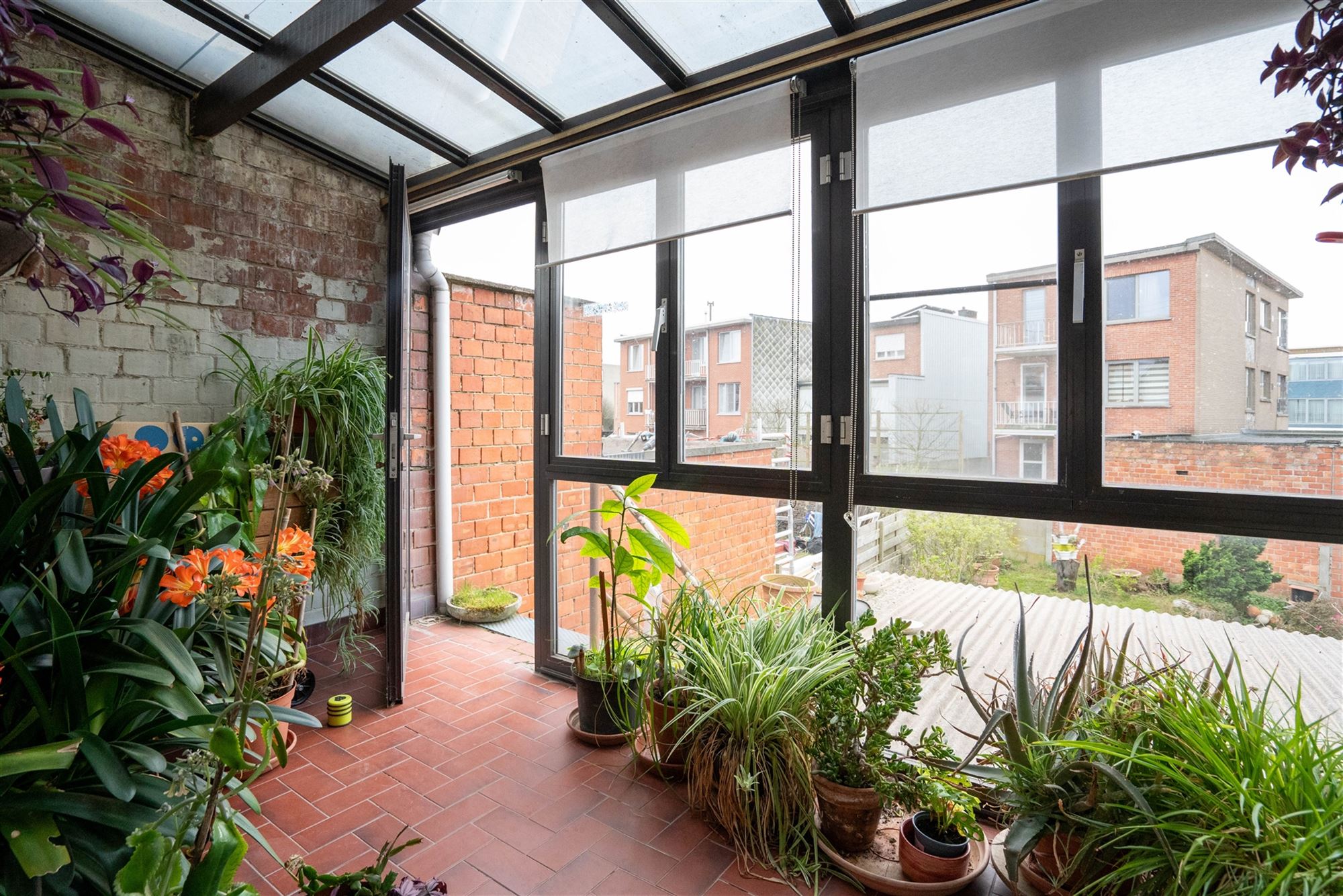 Ruime bel-étage woning met garage! - foto 5