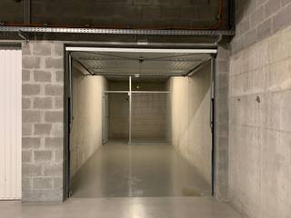 Deze ondergrondse garage bevindt zich in residentie ‘Wispeltuin’, in een rustige zijstraat van de Katelijnestraat. Dankzij de nabijheid van...