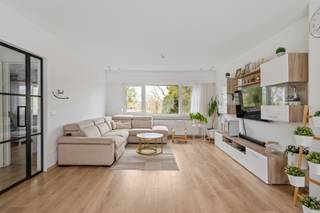 Ben je op zoek naar een lichtrijke woning in een rustige, groene omgeving, maar toch met een vlotte bereikbaarheid richting Brussel en Antwerpen?...