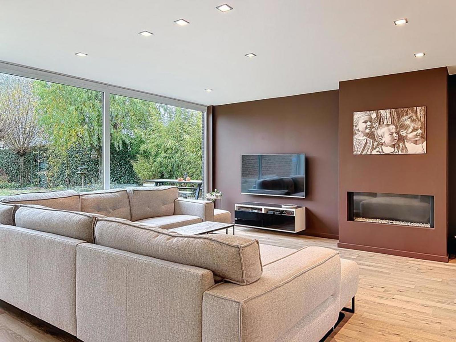 Woning op 704m² met 4 slpk, zonnepanelen en private tuin - foto 4