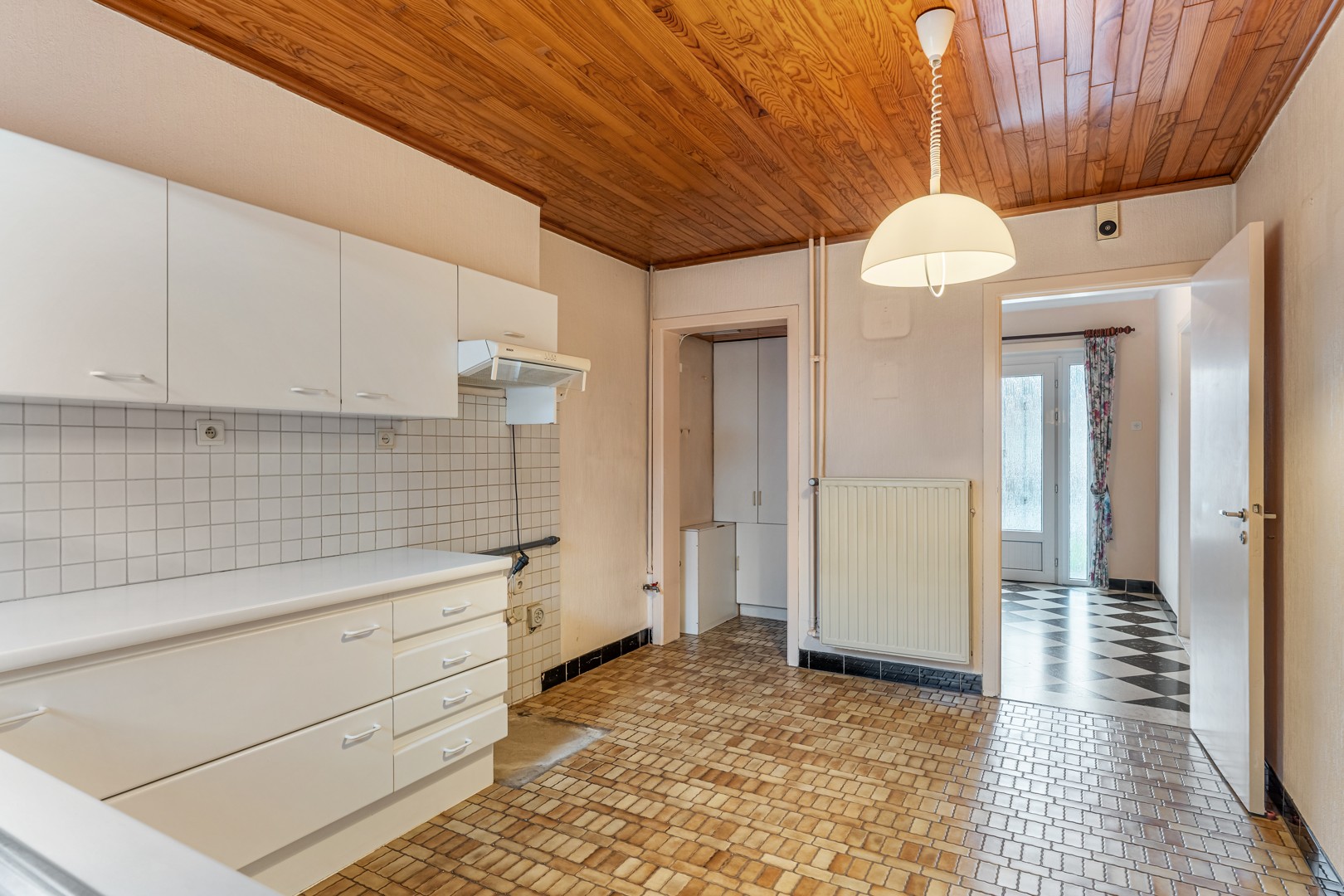 Te renoveren woning op leuke locatie! - foto 5