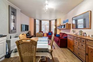 Cet appartement prêt à emménager d'une chambre bénéficie d'un excellent emplacement à proximité de la plage, des transports en commun et...