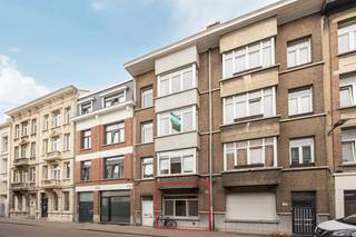  Op zoek naar een slimme investering of eerste woning met potentieel?  Dan zit je goed in de Appelstraat: dit gelijkvloers appartement ligt op...