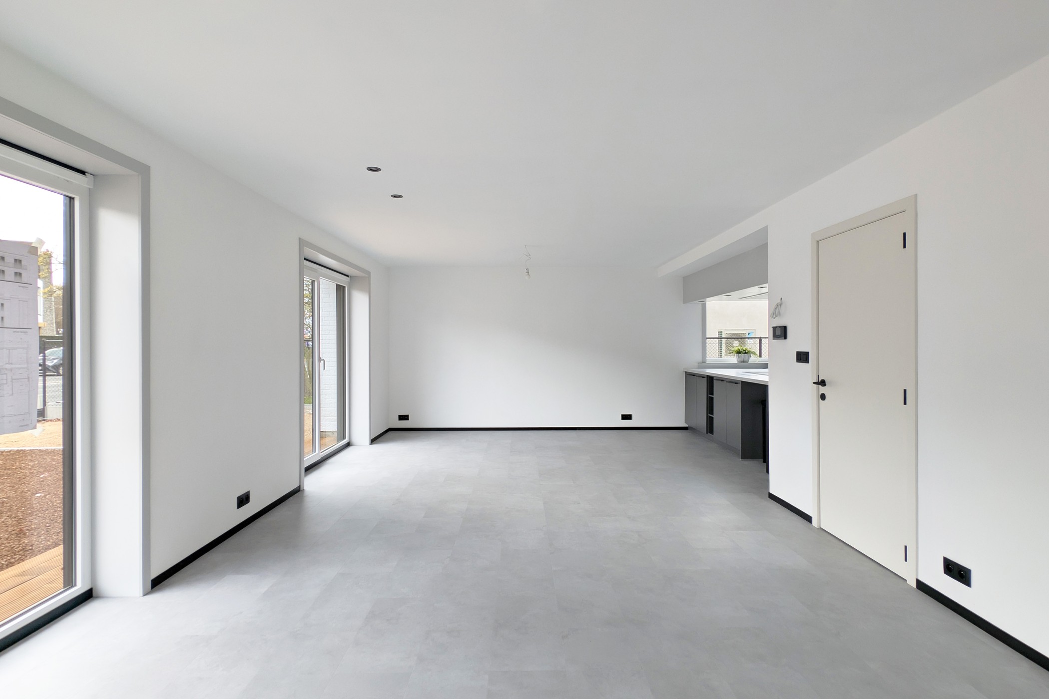 Ruim gelijkvloersappartement op centrale locatie! - foto 2