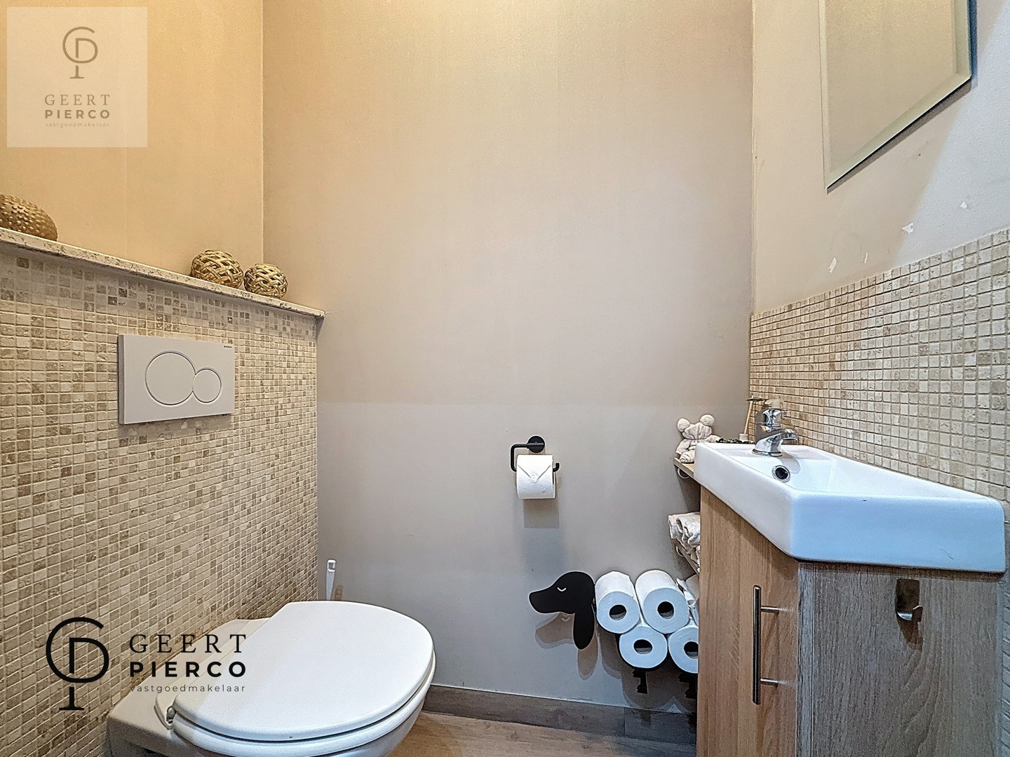 Knappe gerenoveerde gezinswoing - foto 4