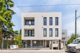 Vendu 60 %. - Résidence HANRIOT. Un projet unique avec des appartements de haute qualité dans un endroit exceptionnellement calme avec une...