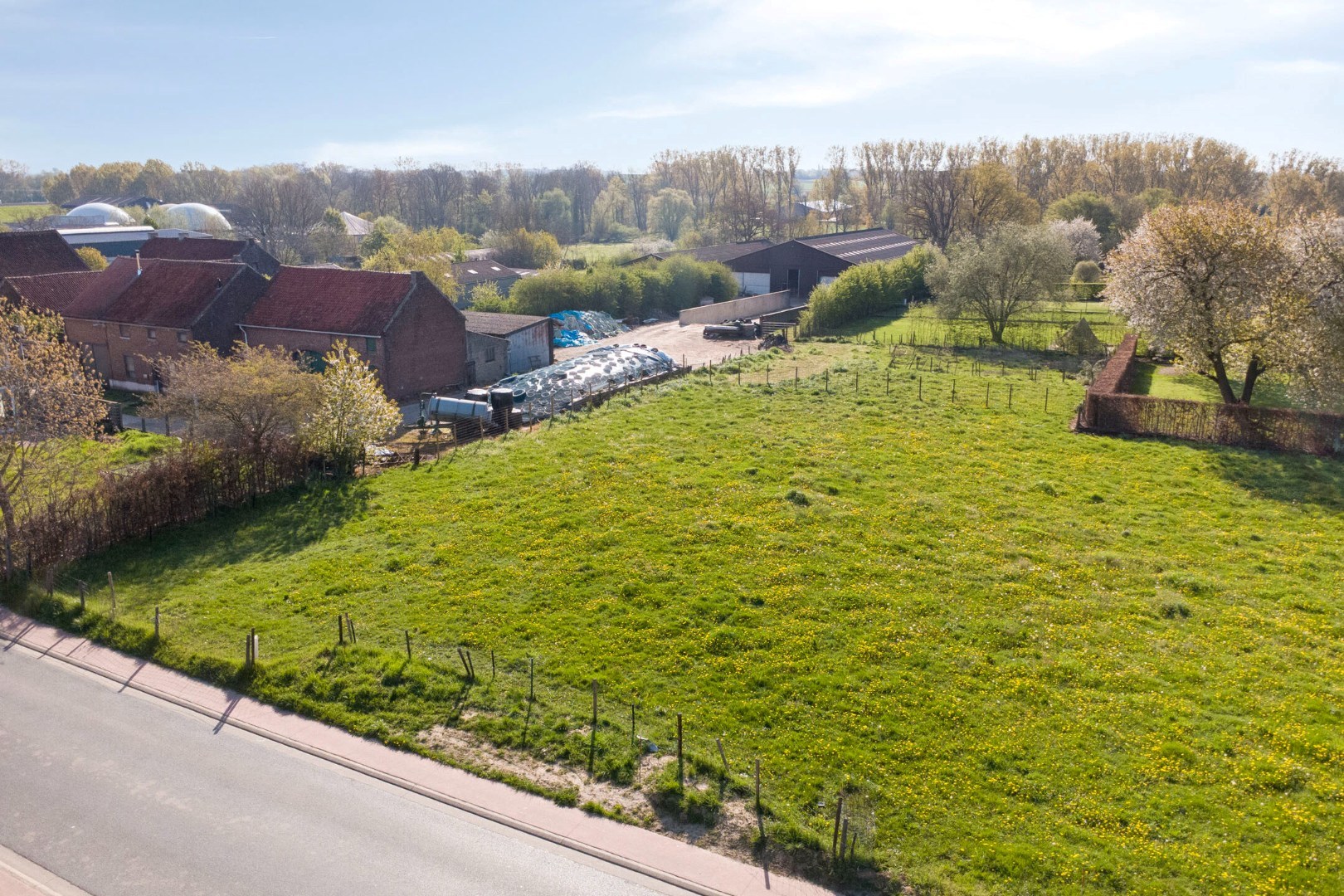 Bouwgrond voor open bebouwing met perceeloppervlakte van 6a96ca – Perceelbreedte: 15.70  m - foto 4