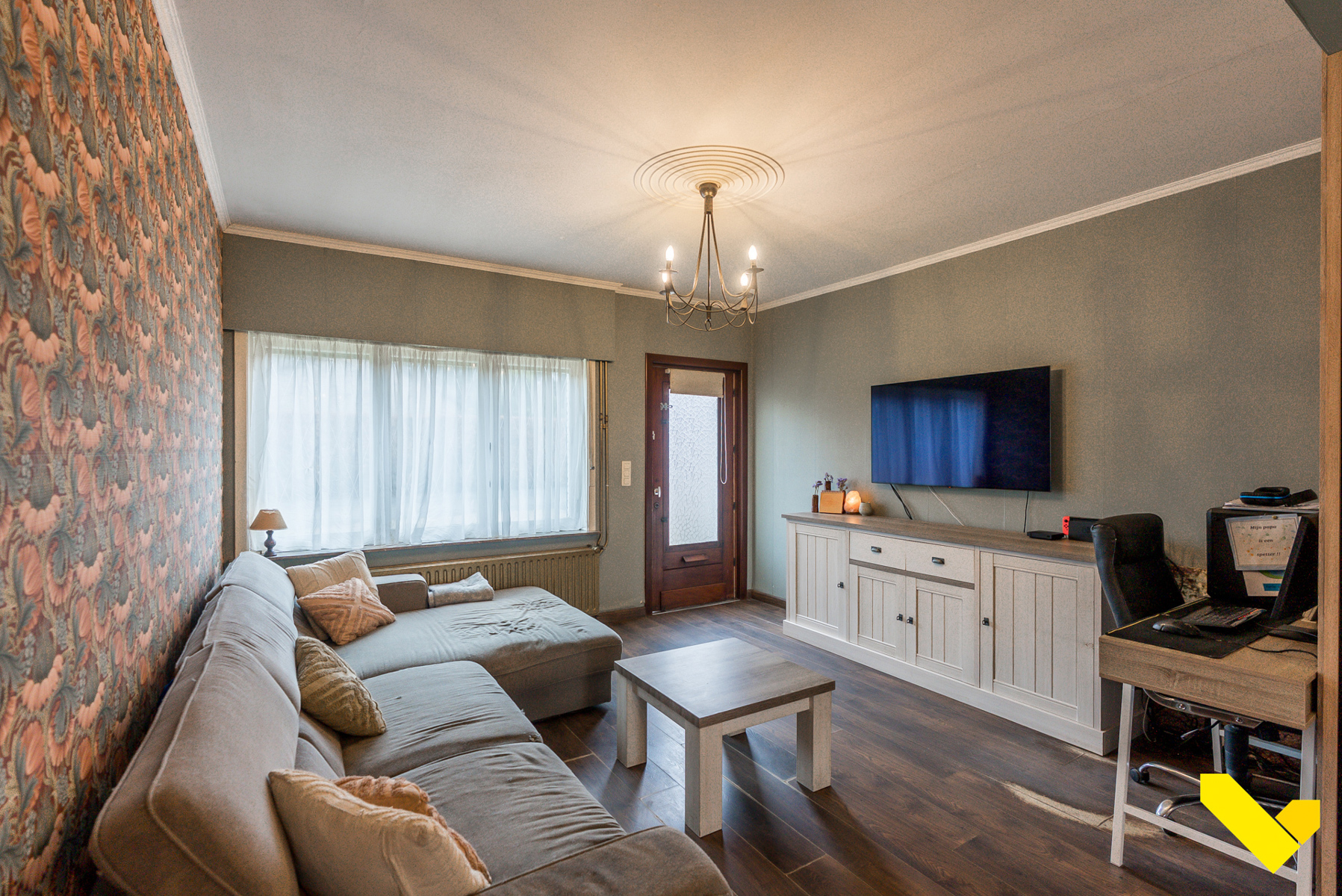 Te renoveren woning met rustige ligging op prachtig perceel. - foto 4