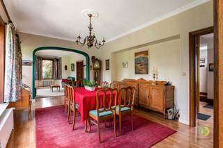 In a quiet and residential neighborhood, close to all necessary facilities, is located this stately and characterful villa on a beautiful plot...